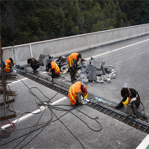 成都橋梁伸縮縫安裝如何才能更好？